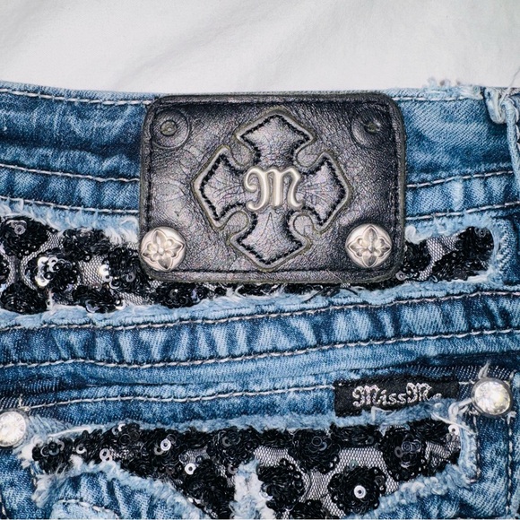 Miss Me Boot Cut Blue Jeans size 33 with Black Details - Picture 4 of 13